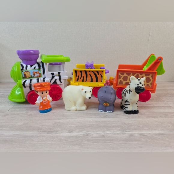 Fisher-Price Other - Fisher Price Little People Jungle Train